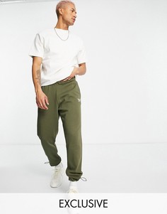 Джоггеры цвета хаки с логотипом Reebok Classics – эксклюзивно для ASOS-Зеленый цвет