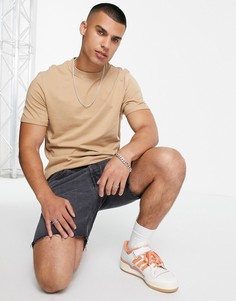 Бежевая футболка из органического материала с отворотами на рукавах ASOS DESIGN-Светло-бежевый цвет