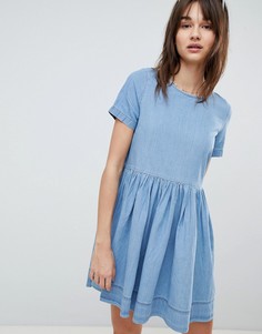 Синее короткое приталенное платье из шамбре Vero Moda-Синий