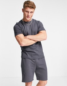 Комплект из футболки и шорт черного цвета River Island-Серый