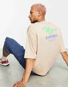 Oversized-футболка бежевого цвета с принтом динозавра на спинке ASOS DESIGN-Коричневый цвет