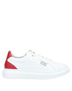 Кеды и кроссовки Guess