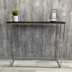 Напольная консоль Akur Loft Wington 1200 металлокаркас хромированный декор черный