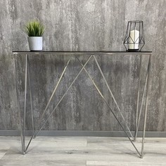 Напольная консоль Akur Loft Cary 1200 металлокаркас хромированный тонированное стекло