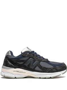 New Balance кроссовки M990