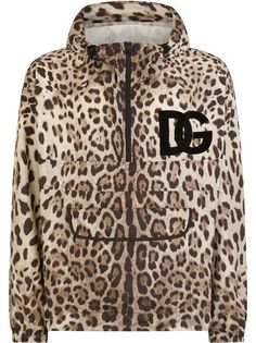 Dolce & Gabbana куртка с леопардовым принтом и нашивкой-логотипом DG