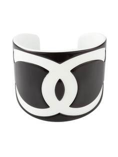 Chanel Pre-Owned браслет-кафф 2001-го года с логотипом CC