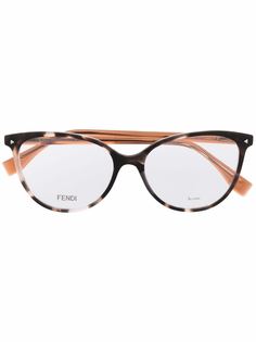 Fendi Eyewear очки в оправе кошачий глаз