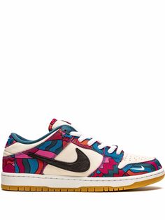 Nike кроссовки Dunk Low SB из коллаборации с Parra