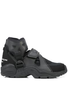 Nike кроссовки с логотипом