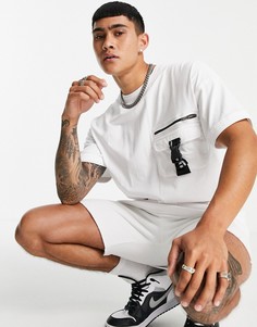 Белая футболка в стиле oversized с отделкой в утилитарном стиле Liquor N Poker-Белый