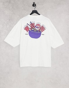 Светлая oversized-футболка с принтом лапши на спине ASOS DESIGN-Белый