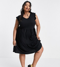 Черное трикотажное платье с присборенной юбкой, V-образным вырезом и короткими рукавами New Look Curve-Черный цвет