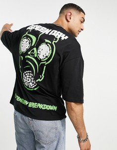 Черная oversized-футболка с неоновым принтом "Green Day" на спине ASOS DESIGN-Черный цвет
