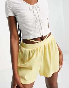 Фактурные шорты от комплекта с ремешками на талии ASOS DESIGN-Желтый