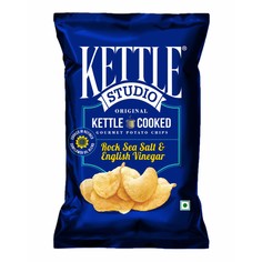 Чипсы картофельные Kettle Studio с морской солью и английским уксусом 120 г