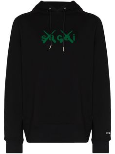 Sacai худи с логотипом из коллаборации с Kaws
