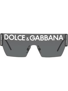 Dolce & Gabbana Eyewear солнцезащитные очки в массивной оправе с логотипом DG