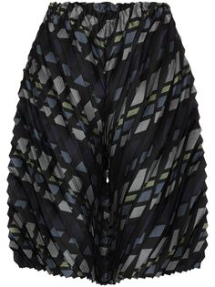 Issey Miyake плиссированные шорты в полоску