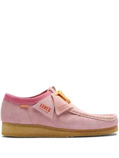 Clarks Originals туфли Wallabee из коллаборации с Levis