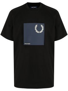 FRED PERRY футболка с нашивкой-логотипом