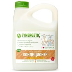 Synergetic Концентрированный кондиционер для белья Миндальное молочко, 2.75 л