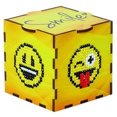Алмазная вышивка на дереве Шкатулка «Смайл», 7,5x7,5x7,5 см, Гранни Wood
