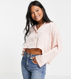 Укороченная атласная рубашка нежно-розового цвета Topshop Petite-Розовый цвет