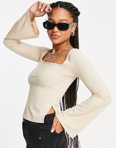 Бежевый топ с квадратным вырезом и разрезами New Look-Светло-бежевый цвет