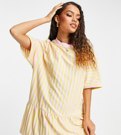 Платье-футболка в стиле oversized в полоску лаймового и розового цвета с оборкой по низу ASOS DESIGN Petite-Зеленый цвет