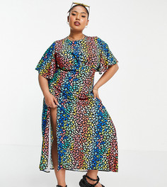 Эксклюзивное платье миди с расклешенными рукавами и разноцветным леопардовым принтом John Zack Plus-Multi