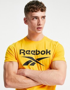 Желтая футболка с крупным логотипом Reebok Training-Золотистый