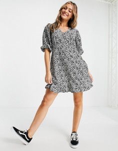 Черное платье мини с завязками на рукавах и цветочным принтом New Look-Черный цвет