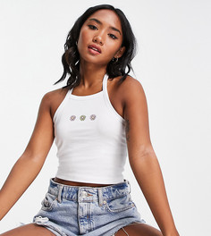 Белый кроп-топ с халтером и цветочным узором ASOS DESIGN Petite
