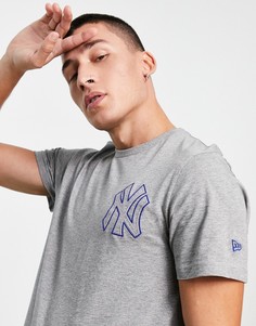 Серая футболка с логотипом в виде акцентной строчки New Era New York Yankees-Серый