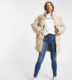 Бежевый прорезиненный oversized-пуховик ASOS DESIGN Tall-Светло-бежевый цвет