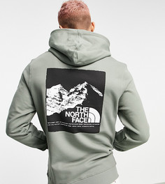 Худи цвета хаки с принтом на спине The North Face – эксклюзивно на ASOS-Зеленый цвет