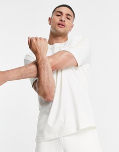 Светлая футболка с декоративной тесьмой adidas Originals RYV-Белый