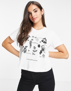 Свободная белая футболка с принтом вишен ASOS DESIGN-Белый
