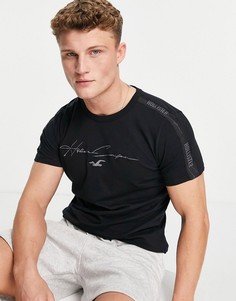 Черная футболка с надписью спереди и логотипом на тесьме в тон ткани Hollister-Черный цвет