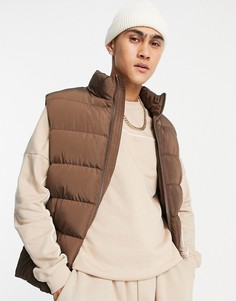 Коричневый дутый жилет с высоким воротником ASOS DESIGN-Коричневый цвет