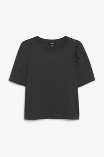 Футболка с объемными рукавами Monki