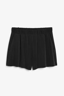 Шорты из мягкого материала Monki