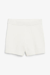 Мягкие трикотажные шорты Monki