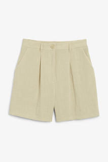 Мягкие костюмные шорты Monki