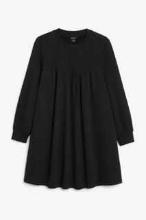 Платье-свитер в стиле бэби-долл Monki