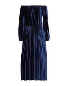Длинное платье Valentino
