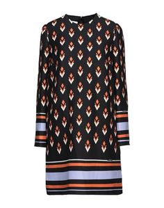 Короткое платье Valentino