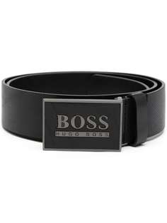 BOSS ремень с гравированным логотипом