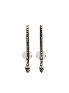 Alexander McQueen серьги-подвески Pearly Skull